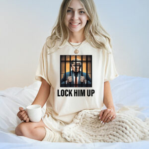 Lock him up - anti Trump T-Shirt